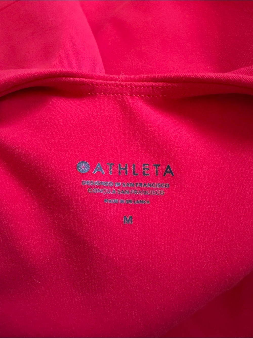 Athleta Conscious Crop High Neck Built in Bra Crop Top Size Medium A-C cup red - Picture 3 of 3